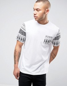 Футболка с ацтекским принтом на кармане и рукавах ASOS - Белый