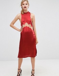Прямое атласное платье без рукавов с кружевными вставками ASOS - Красный