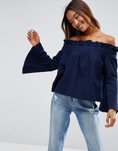Синий джинсовый топ с открытыми плечами и расклешенными рукавами ASOS - Синий