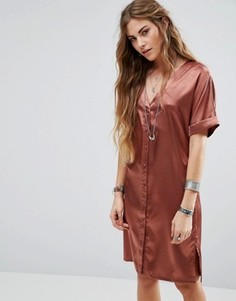 Атласное чайное платье на пуговицах Glamorous - Медный