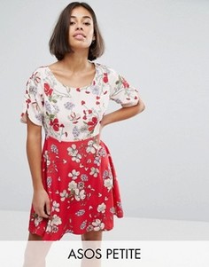 Короткое приталенное платье с цветочным принтом из комплекта ASOS PETITE - Мульти