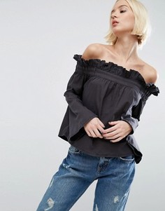 Черный джинсовый топ с открытыми плечами и расклешенными рукавами ASOS - Черный
