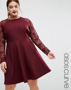 Короткое приталенное платье c кружевными рукавами ASOS CURVE - Красный