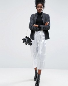 Брюки металлик с широкими штанинами и поясом ASOS - Серебряный