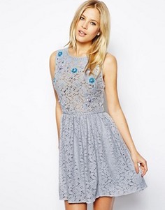 Короткое приталенное платье с цветочным принтом ASOS - Желтый