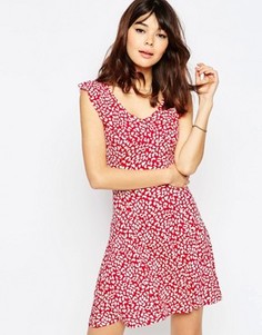Короткое приталенное платье с оборками и животным принтом ASOS - Мульти