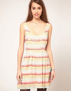 Короткое приталенное платье с пайетками ASOS - Мульти