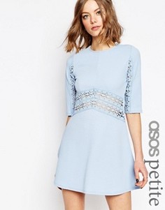 Приталенное платье с кружевной вставкой ASOS PETITE - Синий