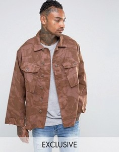 Рубашка навыпуск с камуфляжным принтом Reclaimed Vintage - Коричневый