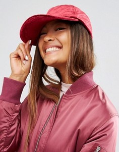 Стеганая бархатная бейсболка ASOS - Красный