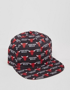 Бейсболка с логотипом Mitchell &amp; Ness Chicago Bulls - Черный