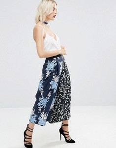 Юбка-шорты со складками и цветочным принтом ASOS - Мульти