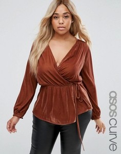 Бархатный топ с запахом ASOS CURVE Premium - Розовый