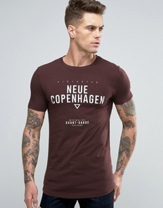 Длинная обтягивающая футболка с принтом Copenhagen и закругленным низом ASOS - Красный