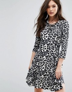 Платье со звериным принтом QED London - Серый