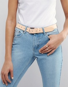 Кожаный ремень с розово-золотистой пряжкой ASOS - Бежевый