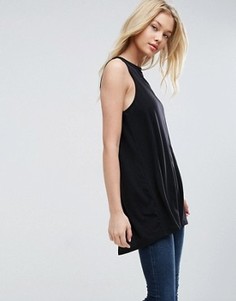 Топ в рубчик без рукавов с разрезом сзади ASOS - Черный