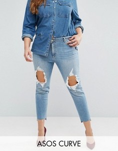 Джинсы бойфренда с асимметричным краем и прорехами ASOS CURVE Kimmi - Синий
