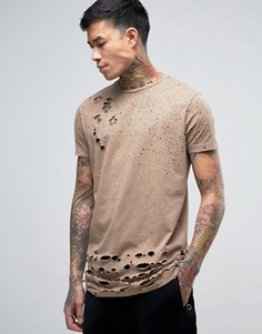 Супердлинная футболка с дырами и брызгами краски ASOS - Коричневый