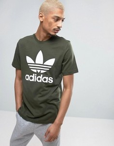 Зеленая футболка с логотипом-трилистником adidas Originals BQ5394 - Зеленый