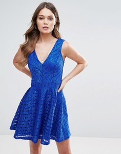 Короткое приталенное платье из кружева Lipsy - Синий