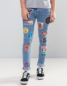 Супероблегающие джинсы с нашивками ASOS - Синий