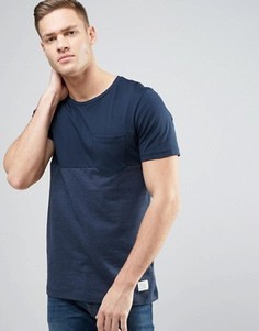 Футболка с черной вставкой и карманом Jack &amp; Jones - Темно-синий