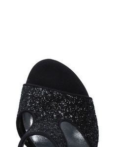Сандалии Stuart Weitzman
