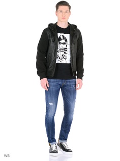 Куртки Trussardi