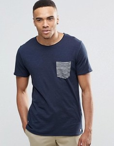 Футболка с контрастным полосатым карманом Jack &amp; Jones - Темно-синий