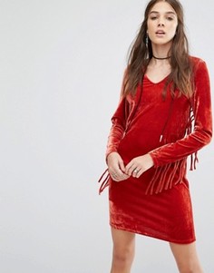 Платье с бахромой на рукавах Glamorous - Красный
