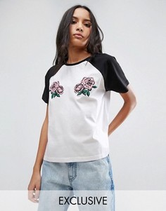 Бейсбольная oversize-футболка с рукавами реглан и вышитыми розами Chorus - Белый