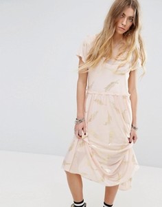 Minkpink Beauty And The Beast Sheer Layer Smock Dress With Feather Print - Розовый