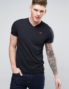 Hollister Must Have Logo T-Shirt V Neck Slim Fit in Black - Черный