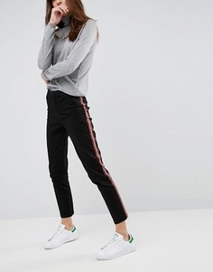Брюки-сигареты с полосками сбоку ASOS - Черный