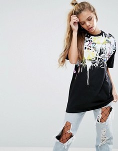 Футболка с принтом у горловины ASOS - Черный