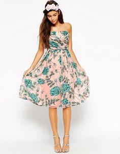 Платье миди с присборенным запахом спереди и принтом роз ASOS WEDDING - Мульти