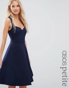 Приталенное платье миди с глубоким вырезом сердечком ASOS PETITE - Темно-синий