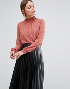 Шифоновый топ свободного кроя с высоким воротом New Look - Красный