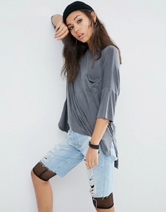 Выбеленная oversize-футболка с карманом ASOS - Серый