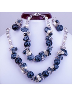 Бусы Револю