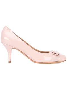 туфли на невысоких каблуках Vara  Salvatore Ferragamo