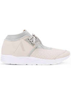 Falcon perforated trainers Arkk
