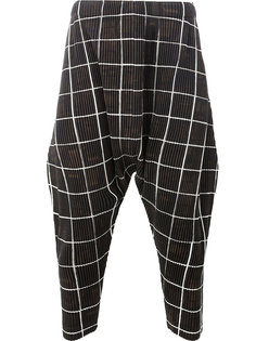 клетчатые брюки с заниженной проймой Homme Plissé Issey Miyake