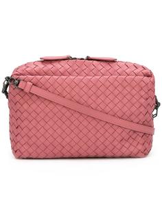 сумка-мессенджер с плетеным дизайном Bottega Veneta