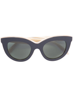 cat eye sunglasses  Victoria Beckham