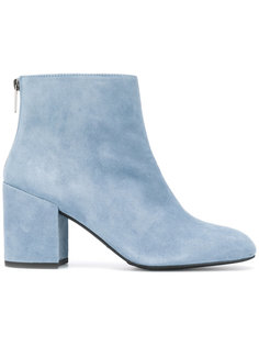 Bacari boots  Stuart Weitzman