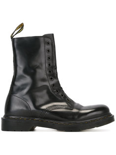 laceless boots Vetements