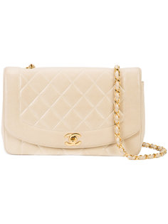 Diana flap bag Chanel Vintage