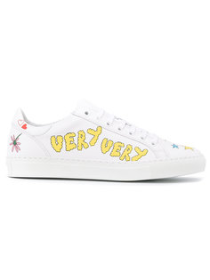 Very Very trainers  Mira Mikati